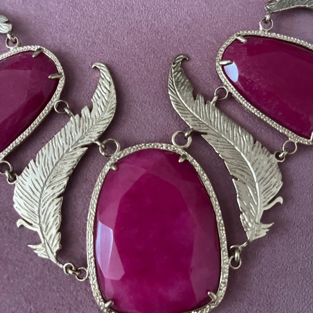 Kendra Scott statement necklace - Picture 2 of 6